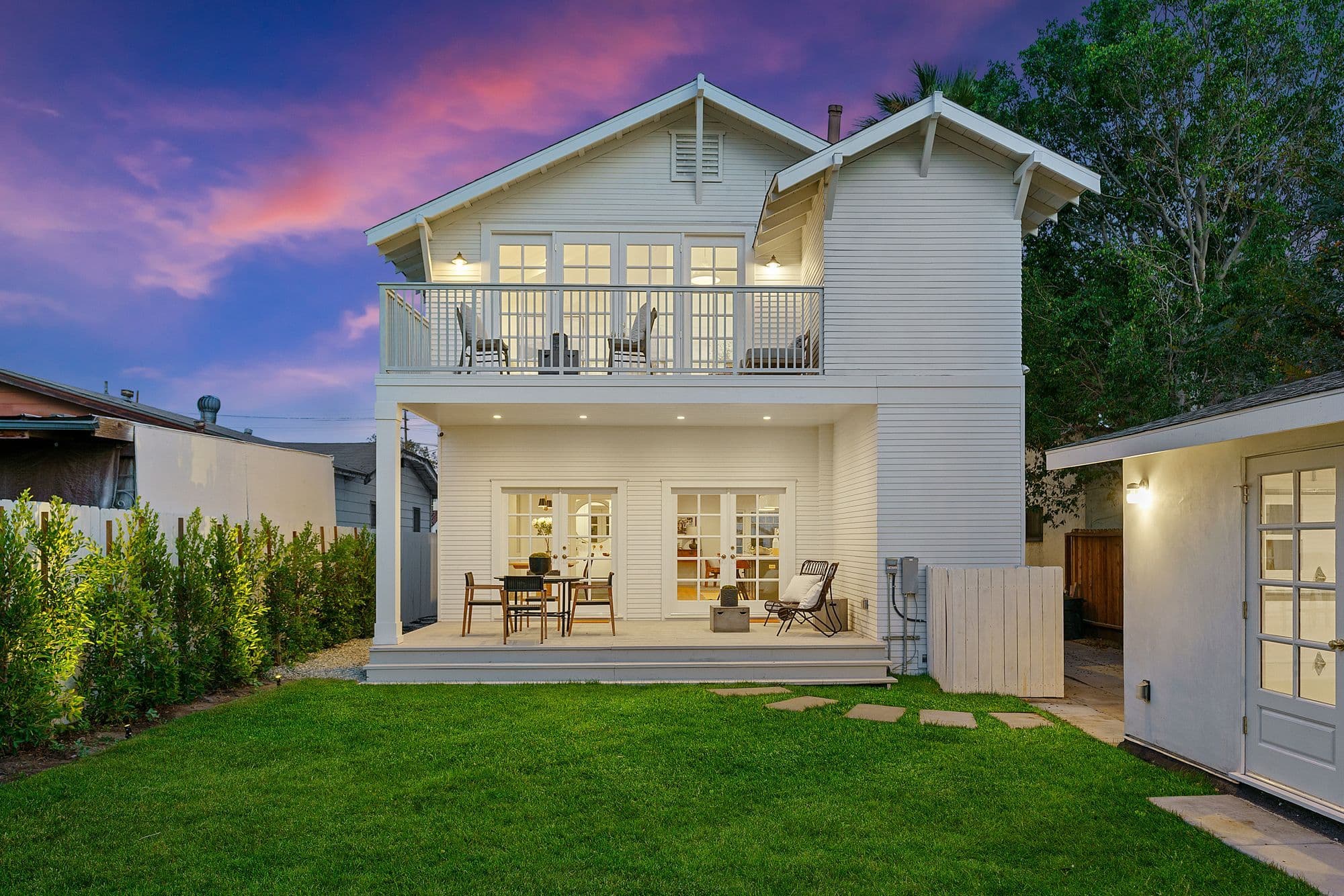 Twilight Real Estate Photography in Los Angeles example 9