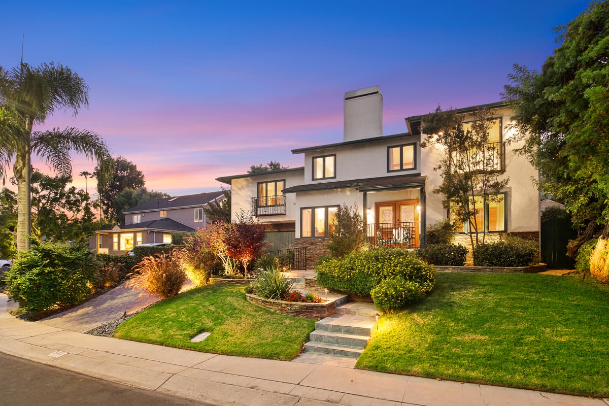 Twilight Real Estate Photography in Los Angeles example 14