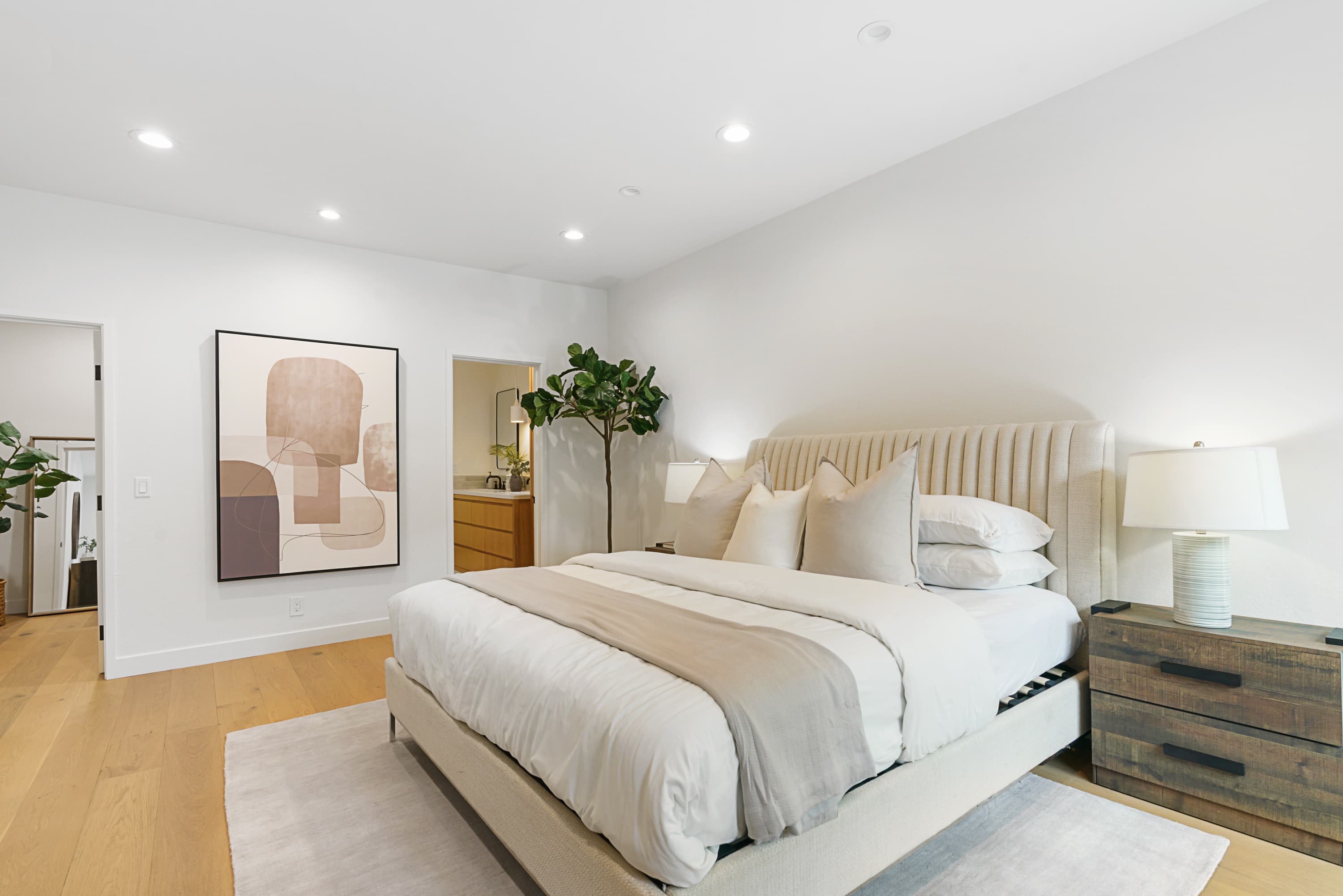 Photo / Video — Modern Marina Del Rey Condo in Marina del Rey, CA, photo 6