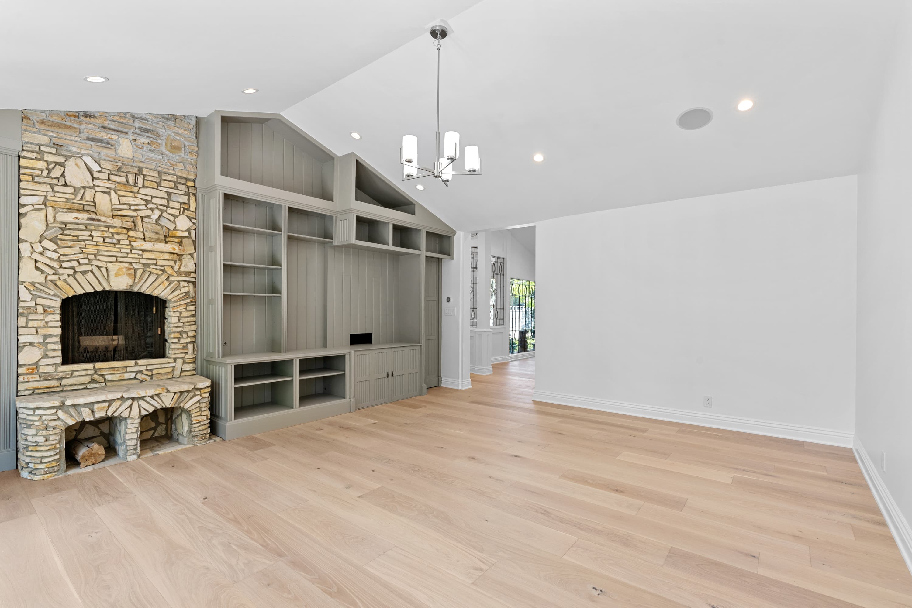 Enhance Your Next Listing with Post Production Services