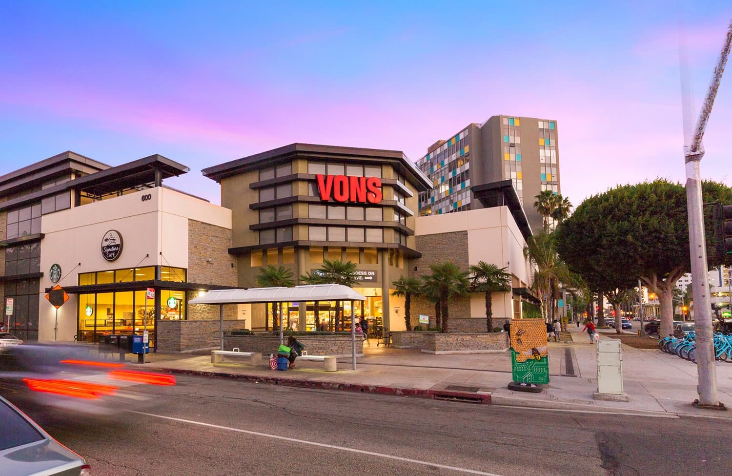 Commercial real estate property in Los Angeles
